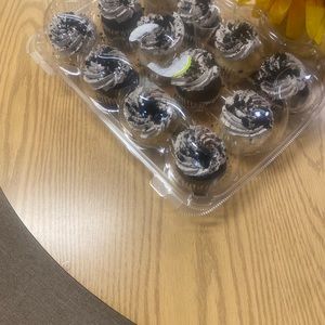 Meet your Posher, Cindy